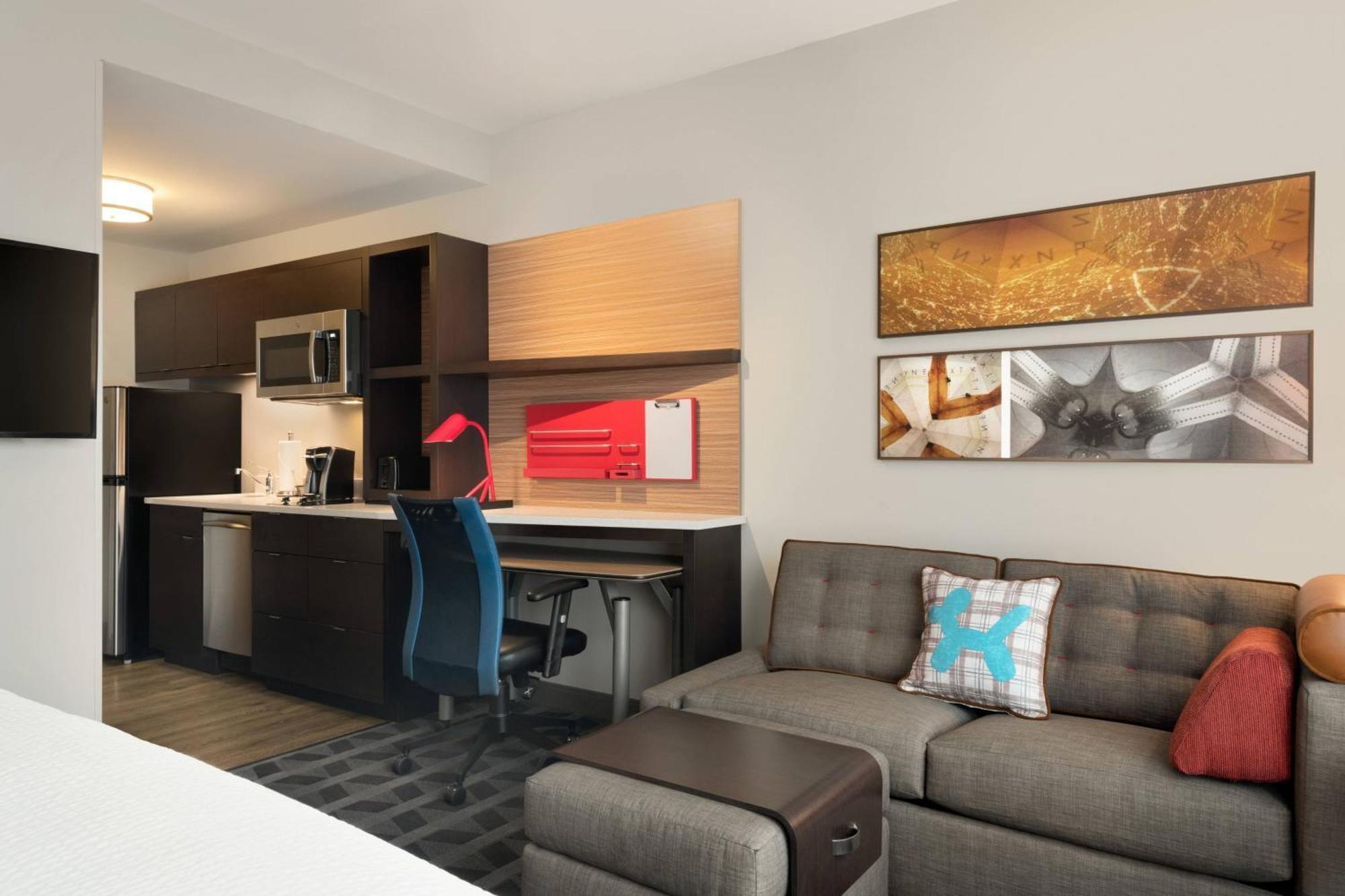 Towneplace Suites By Marriott Dubuque Downtown Exteriör bild