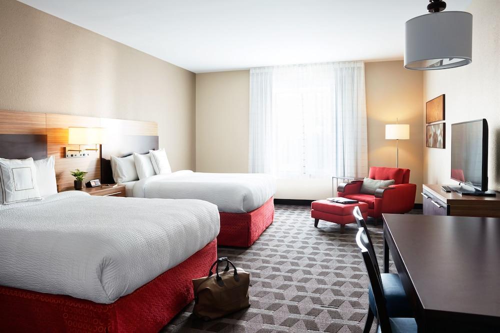 Towneplace Suites By Marriott Dubuque Downtown Exteriör bild
