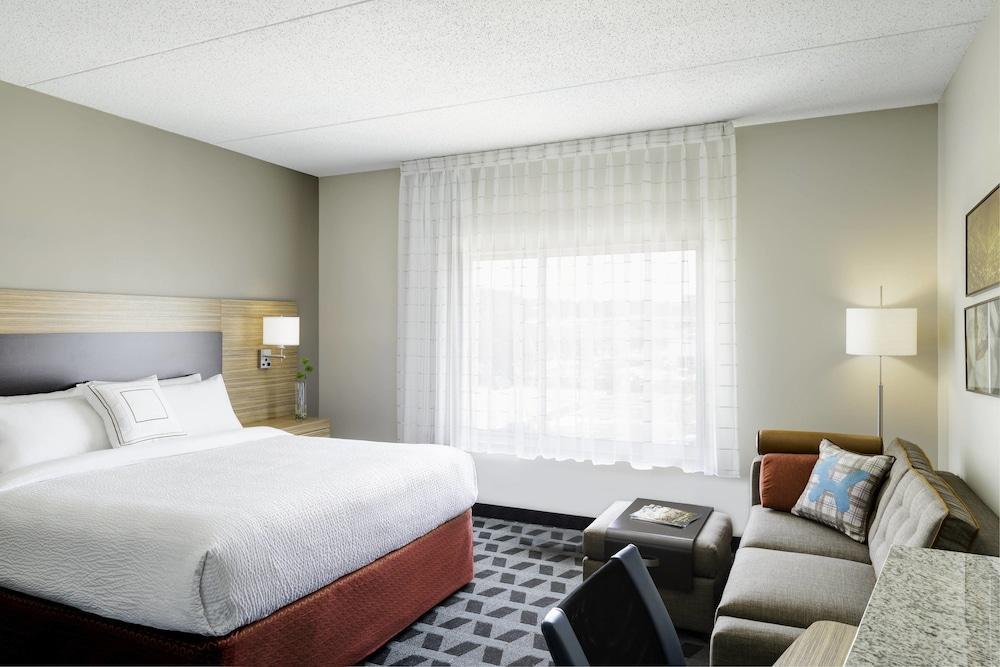 Towneplace Suites By Marriott Dubuque Downtown Exteriör bild